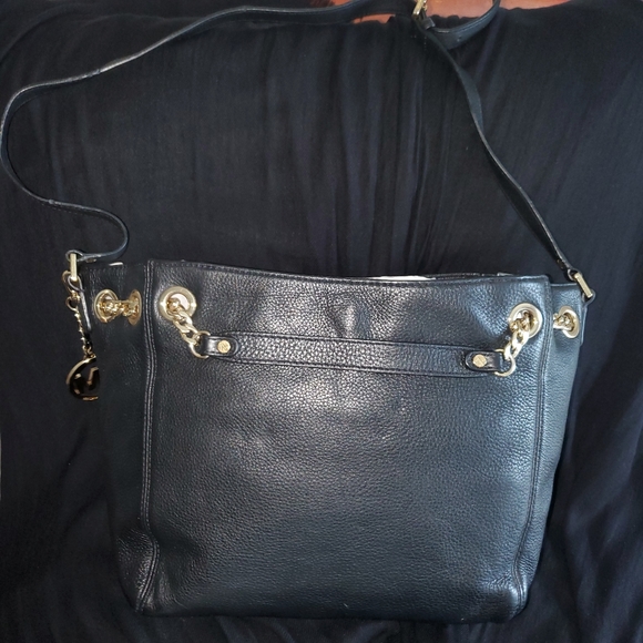 ***Authentic** Michael Kors - Picture 2 of 3